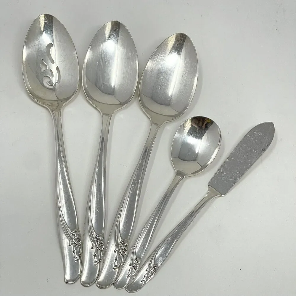 International EXQUISITE Silverplate 1957 Serving Table Sugar Spoons Butter Knife